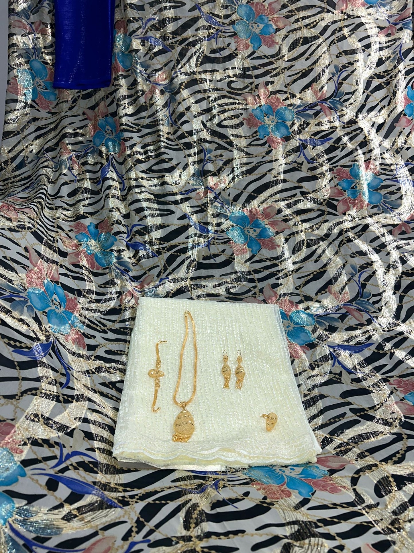 Fransawi Dirac Set - daniya